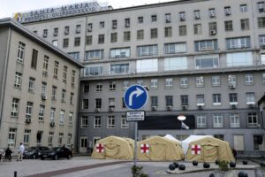 Infetado com Coronavírus "Por favor fiquem em casa, só eu sei o que estou a passar"