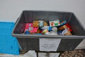 "Caixa Solidária" em Constância para quem mais precisa caixa BV Contancia