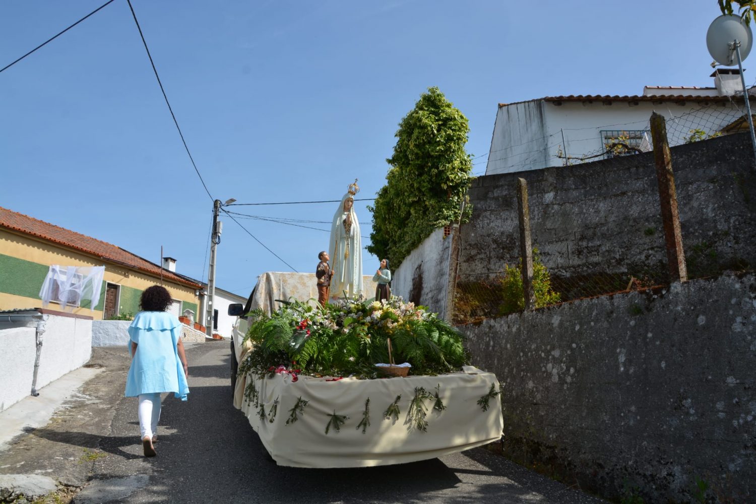 A procissão saiu à rua na Asseiceira