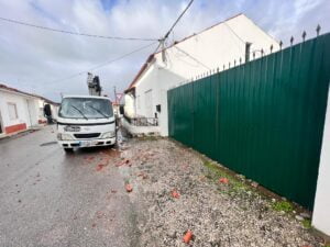 Forte tempestade de vento e chuva provoca danos elevados em Riachos, Torres Novas WhatsApp Image 2022 12 08 at 09.56.34